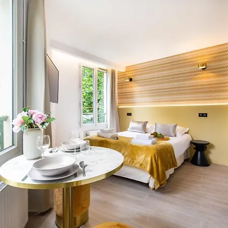 Cosy Studio - Parc Des Expositions Tour Eiffel 5 *